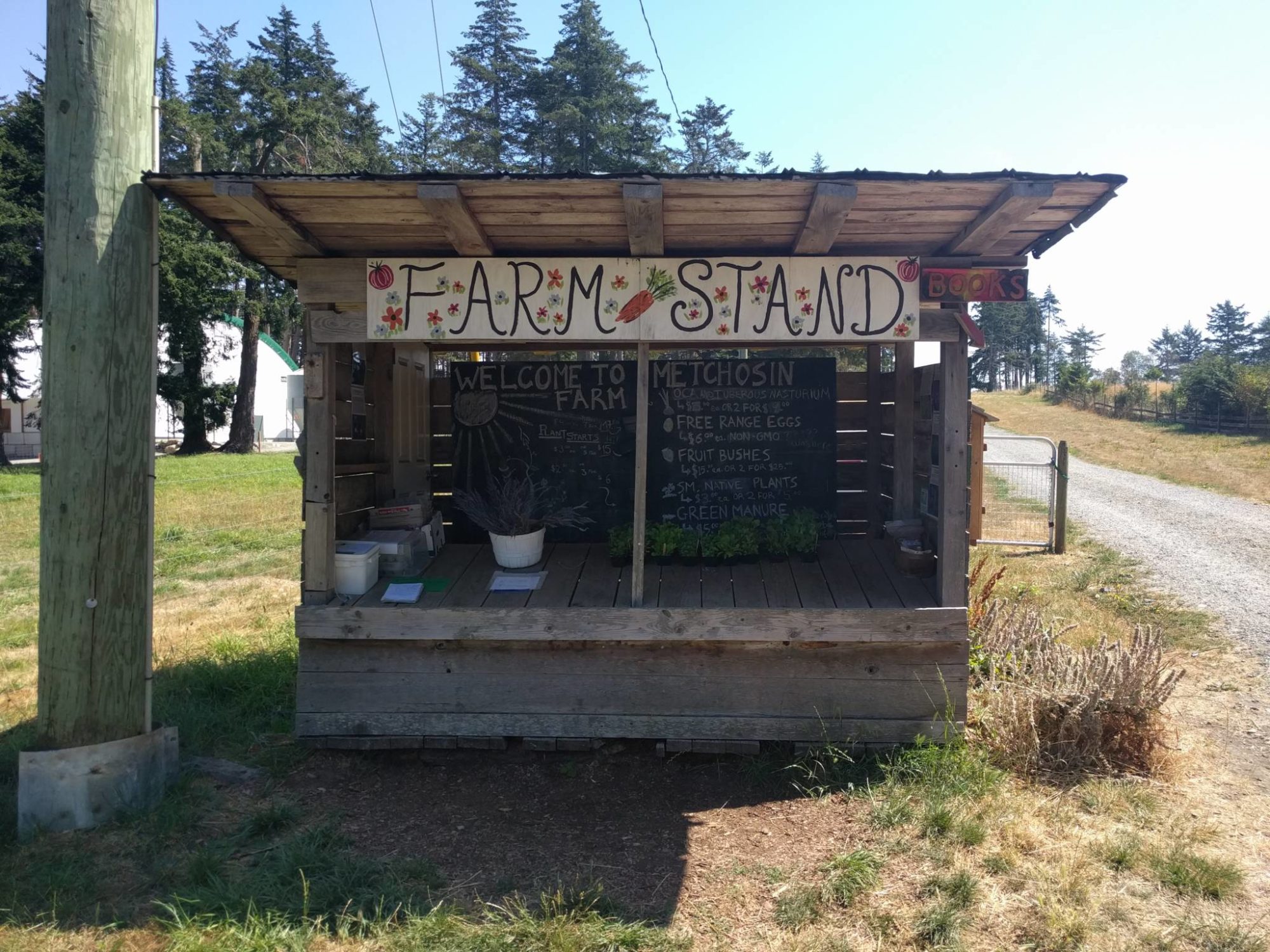 542 Wootton Road - Island Farm Stands