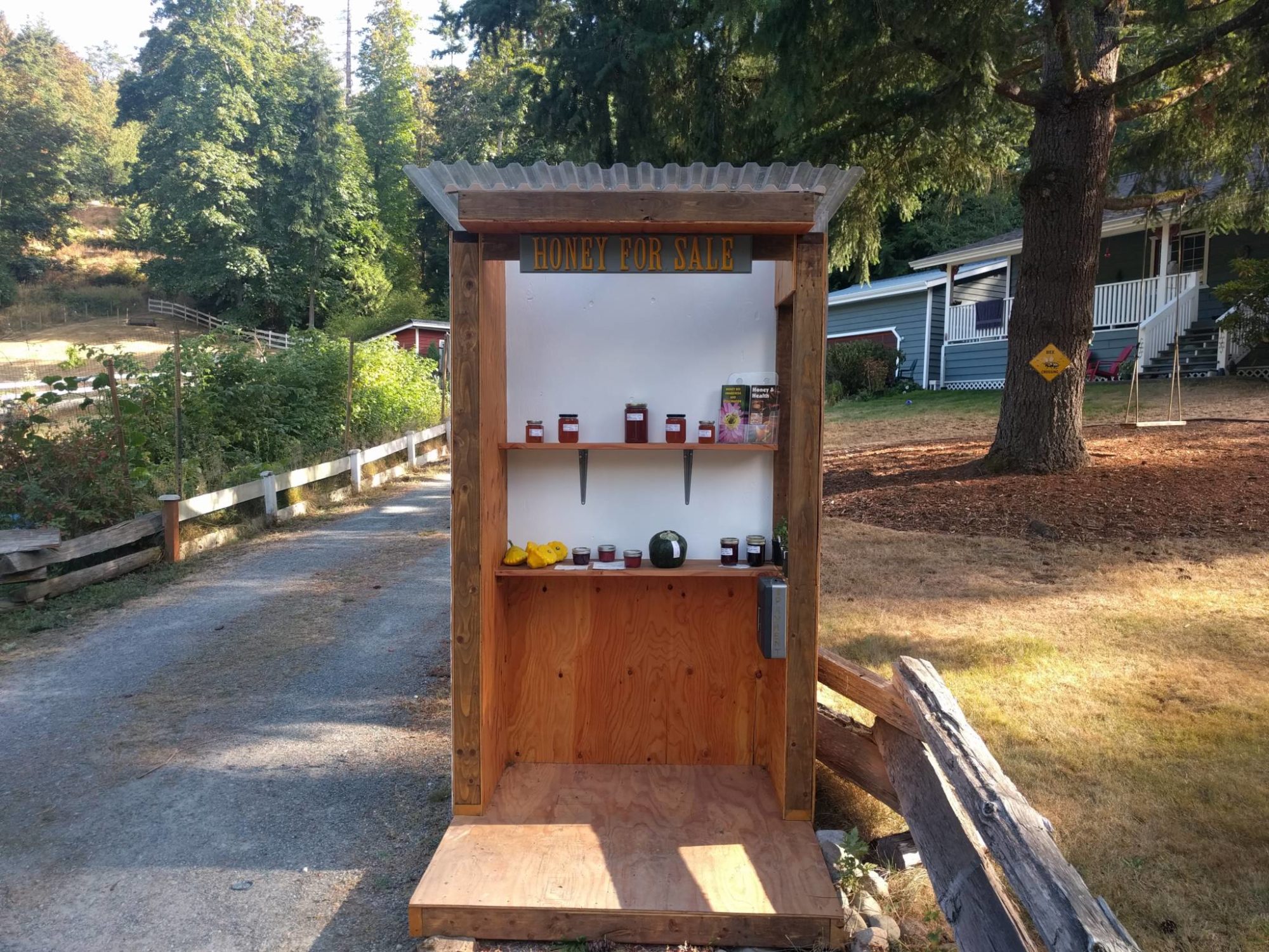 7519 Westholme Road Island Farm Stands