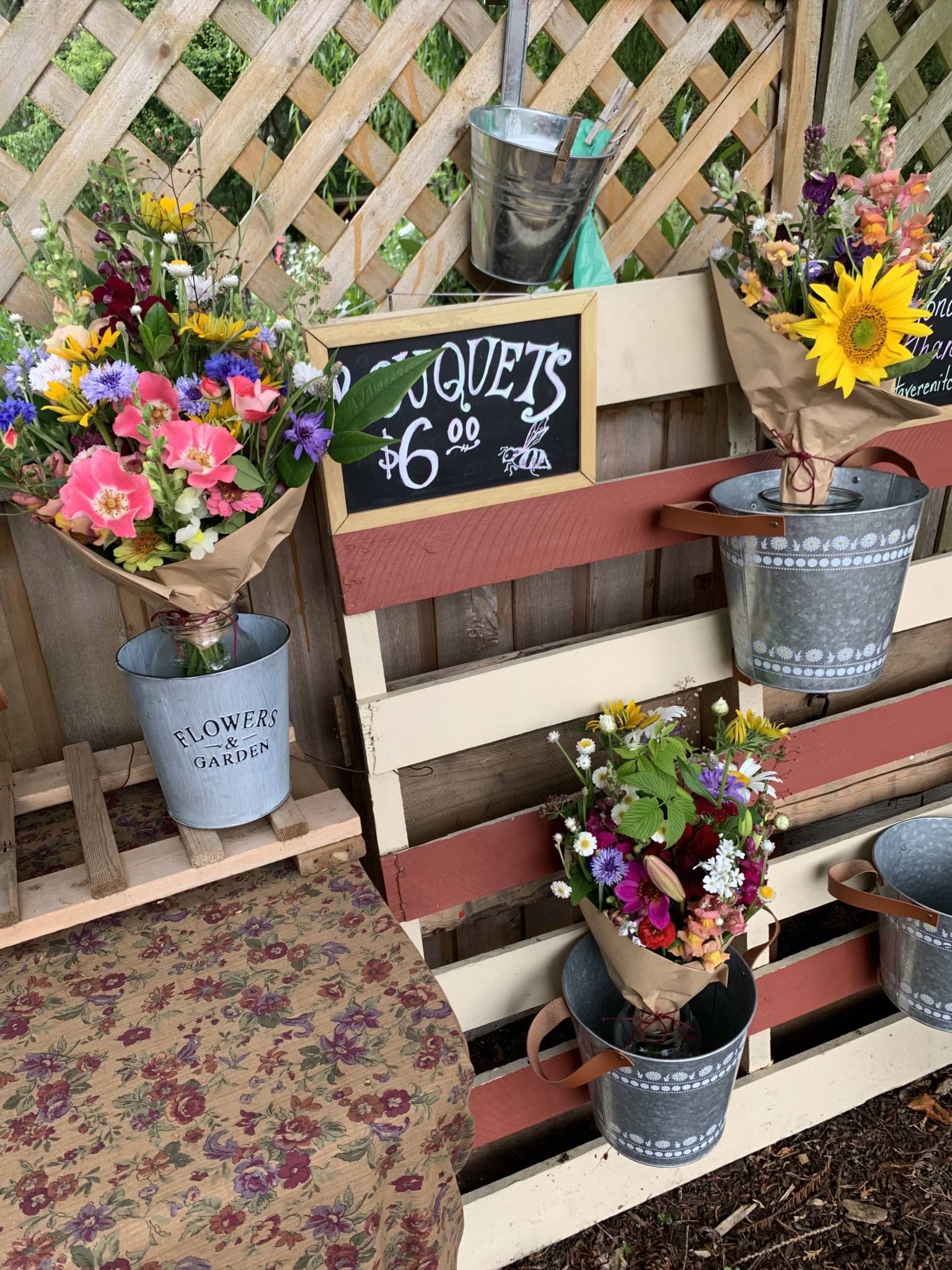 825 Clayton Road Island Farm Stands